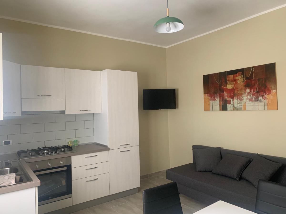 Vittoria Apartment Celano Bagian luar foto