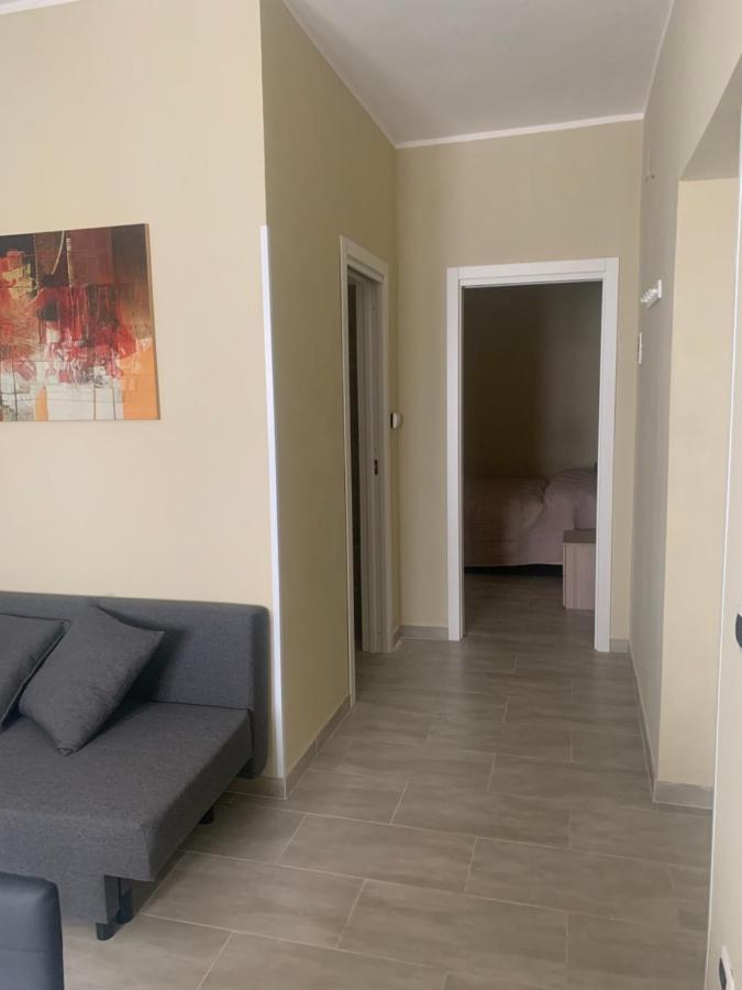 Vittoria Apartment Celano Bagian luar foto